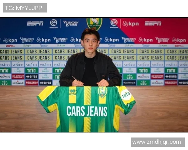 足球球星儿子首次进入更衣室感受父亲荣耀时刻引发热议